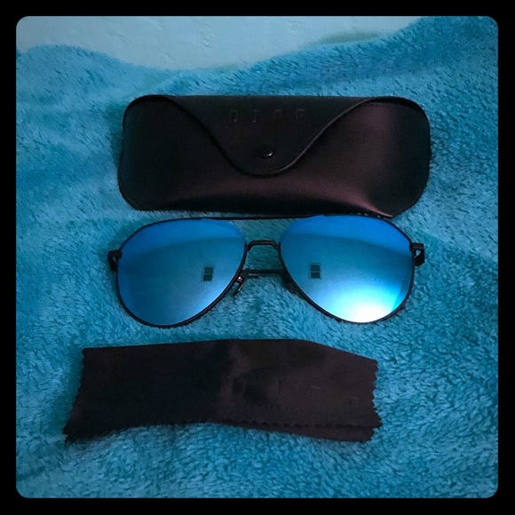 Diff Eyewear Accessories - Diff Eyewear POLARIZED Dash Sunglasses